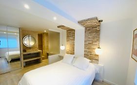 Feel@Home Nemausus   Le 21